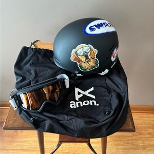 Kids’ Anon Define Youth Ski Snowboard Helmet w/ Integrated Goggle Black S/M